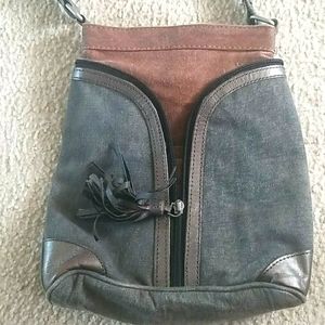 CROSSBODY HANDBAG